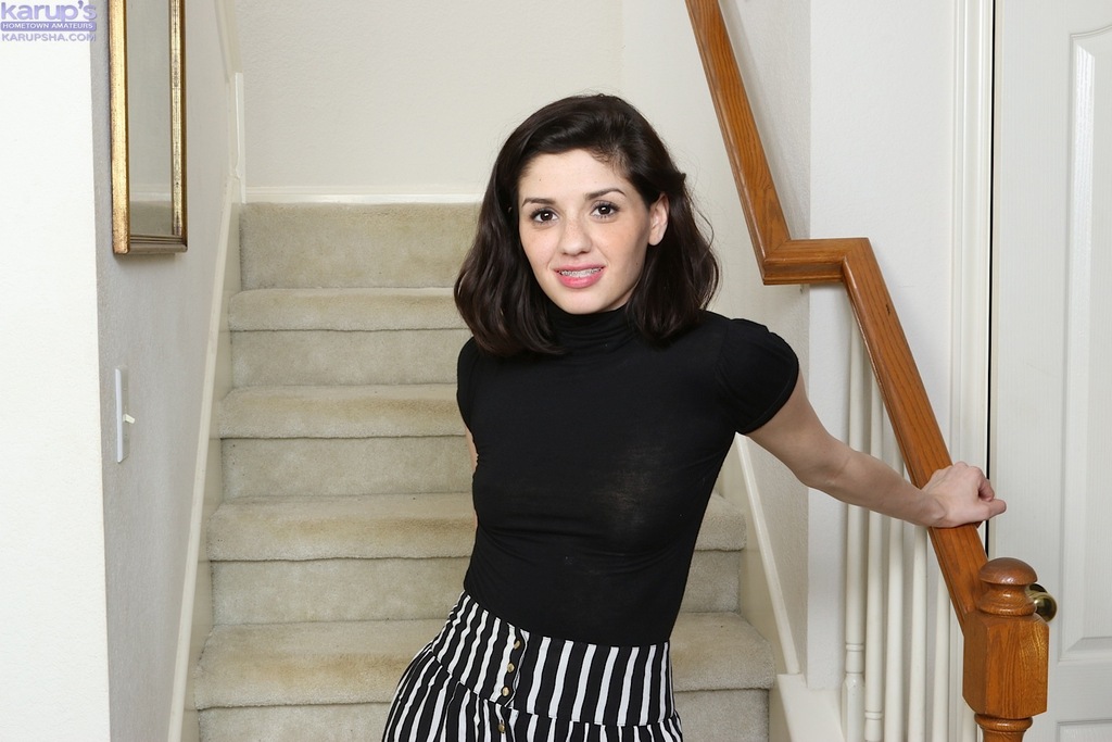 Şerifali'de Buluşmaya Hazır Esmer Escort Nihal: Samsunlardan Dünyalarla Dolu Bir Yolculuk